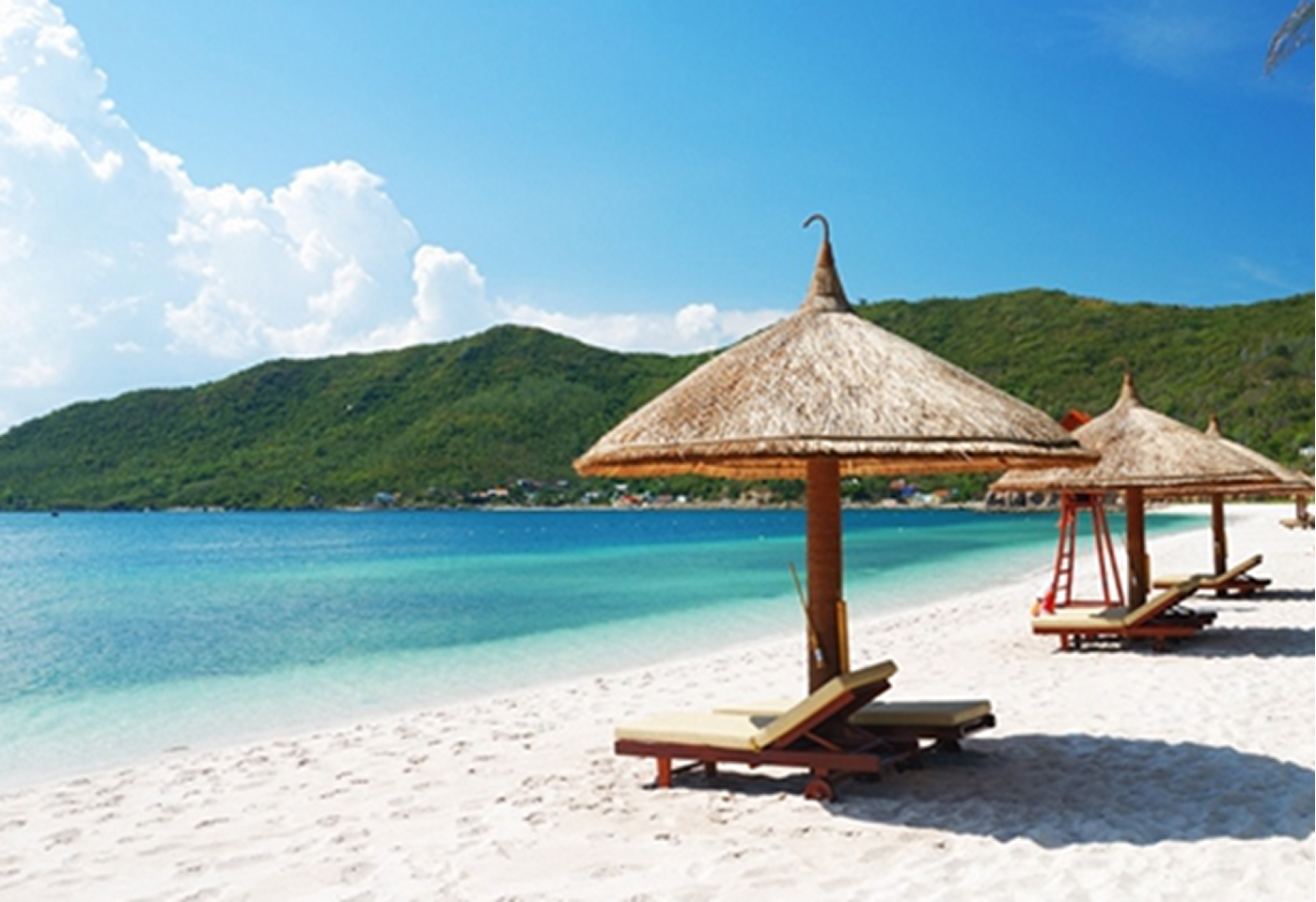 <h2>芽莊&大叻五天三場球</h2>
<p>鑽石灣高爾夫俱樂部</p>
<p>大叻皇宮高爾夫俱樂部</p>
<p>泉林高爾夫俱樂部</p>
