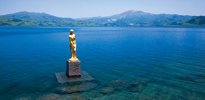 田澤湖景色